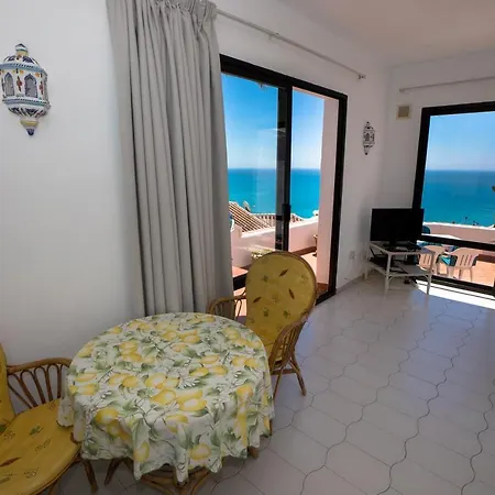 Ladera Panorama 22 *