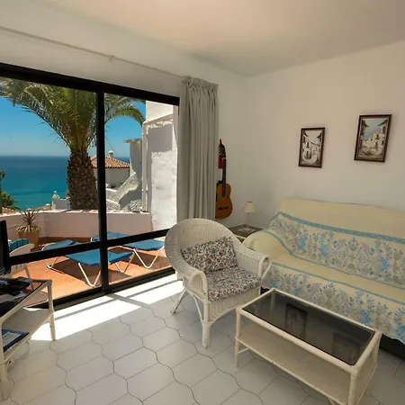 Ladera Panorama 22 *